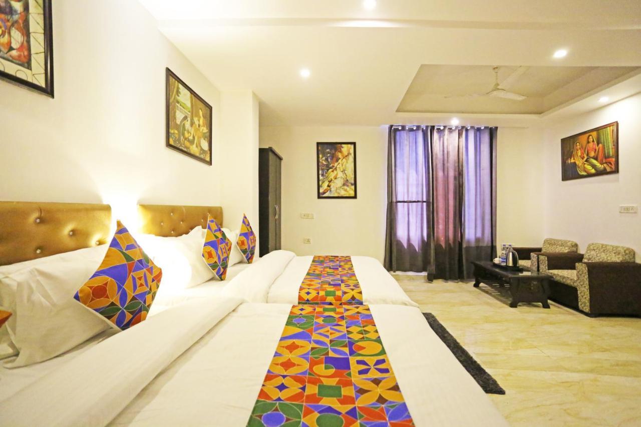 Hotel The Best Near Delhi Airport นิวเดลี ภายนอก รูปภาพ
